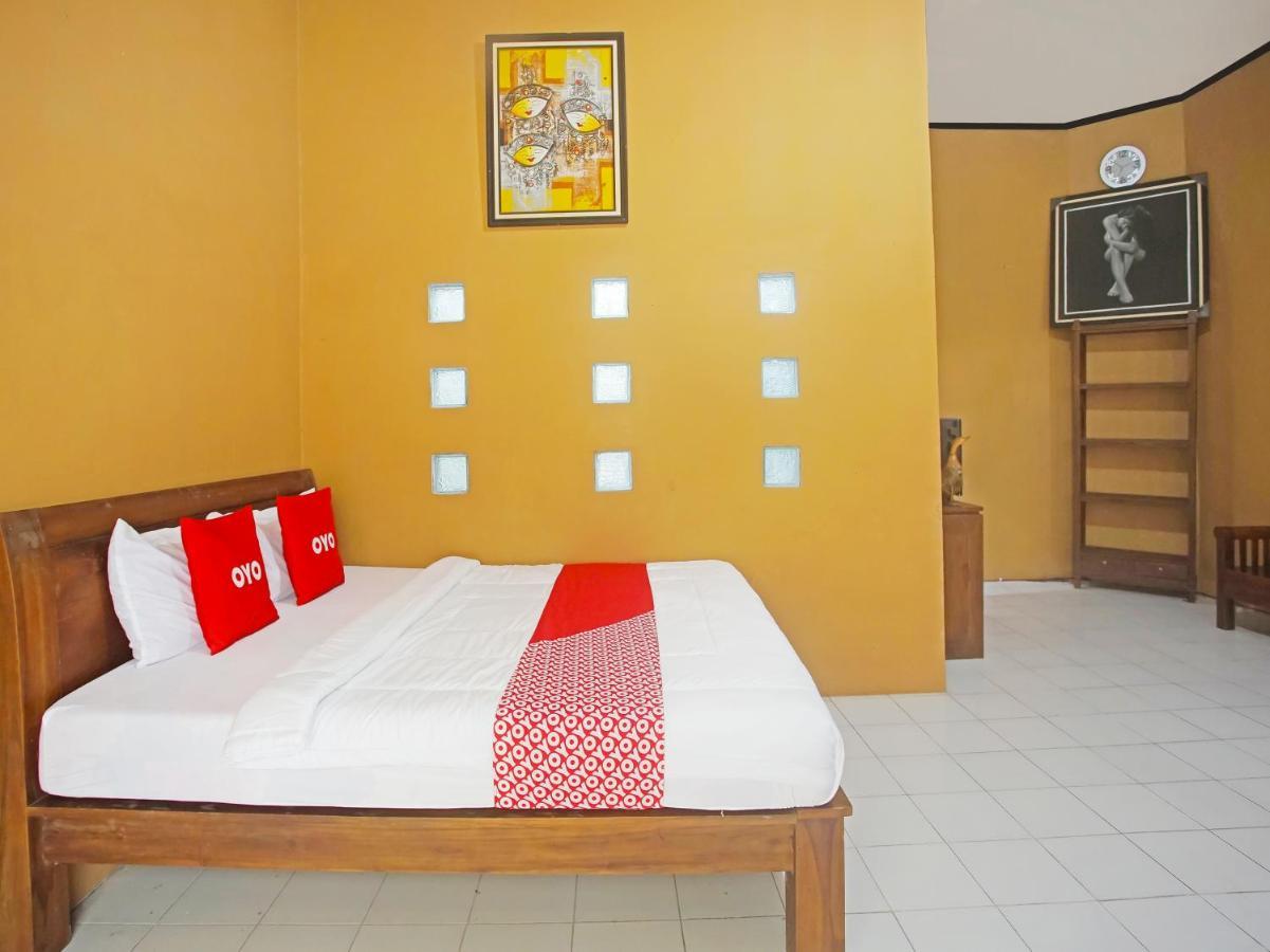 Oyo 90229 Fidel Caestro Homestay Kotadalem Buitenkant foto