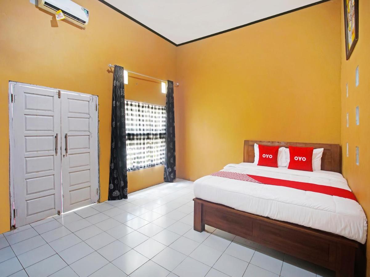 Oyo 90229 Fidel Caestro Homestay Kotadalem Buitenkant foto